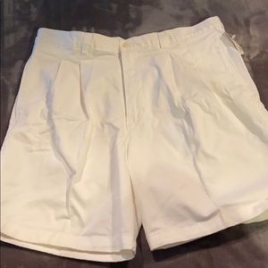 Geoffrey Beene Mens White Short S34 New 7” Inseam